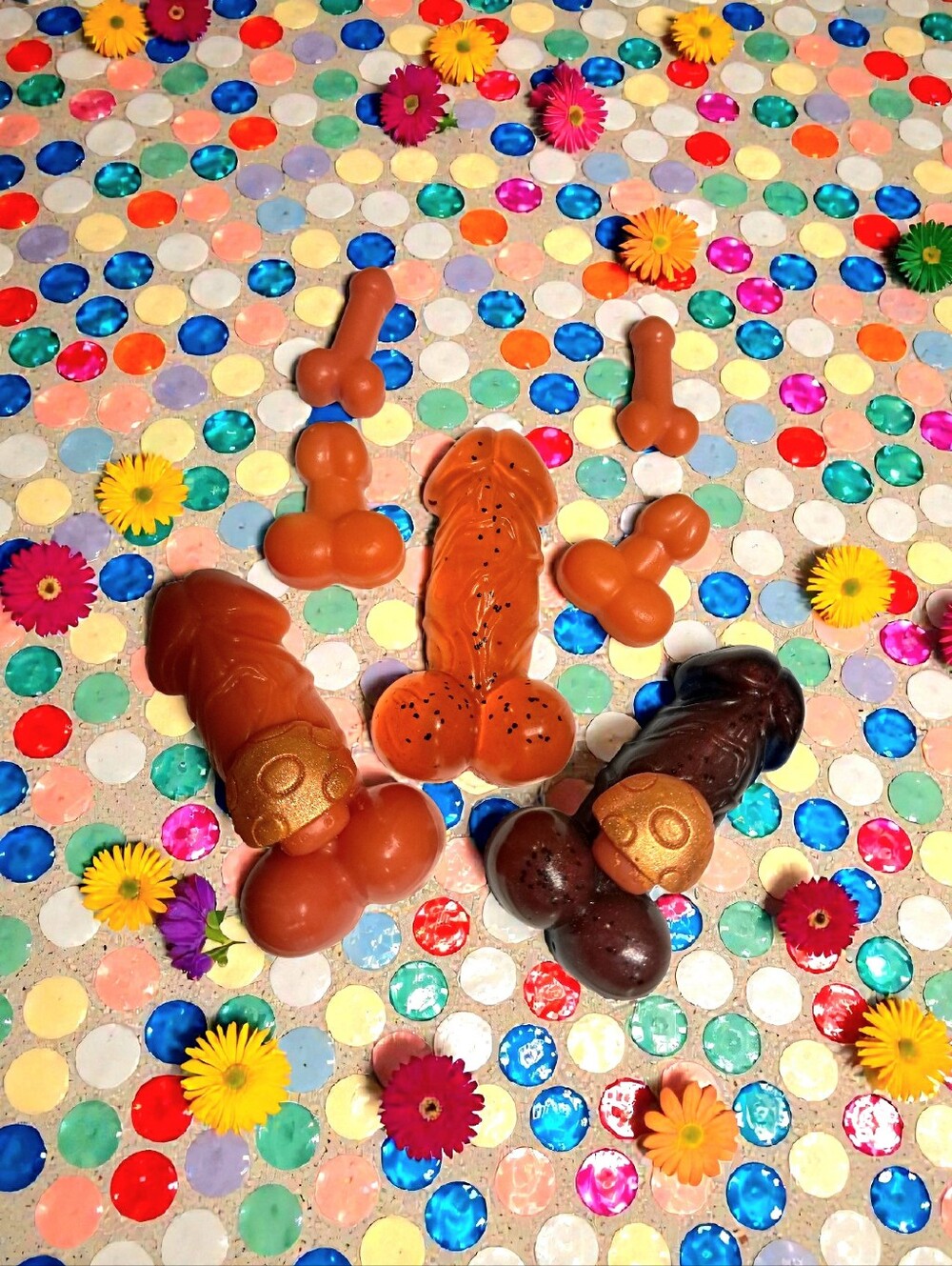 Hand Crafted Magic Wang Soap - Picture 6 of 7